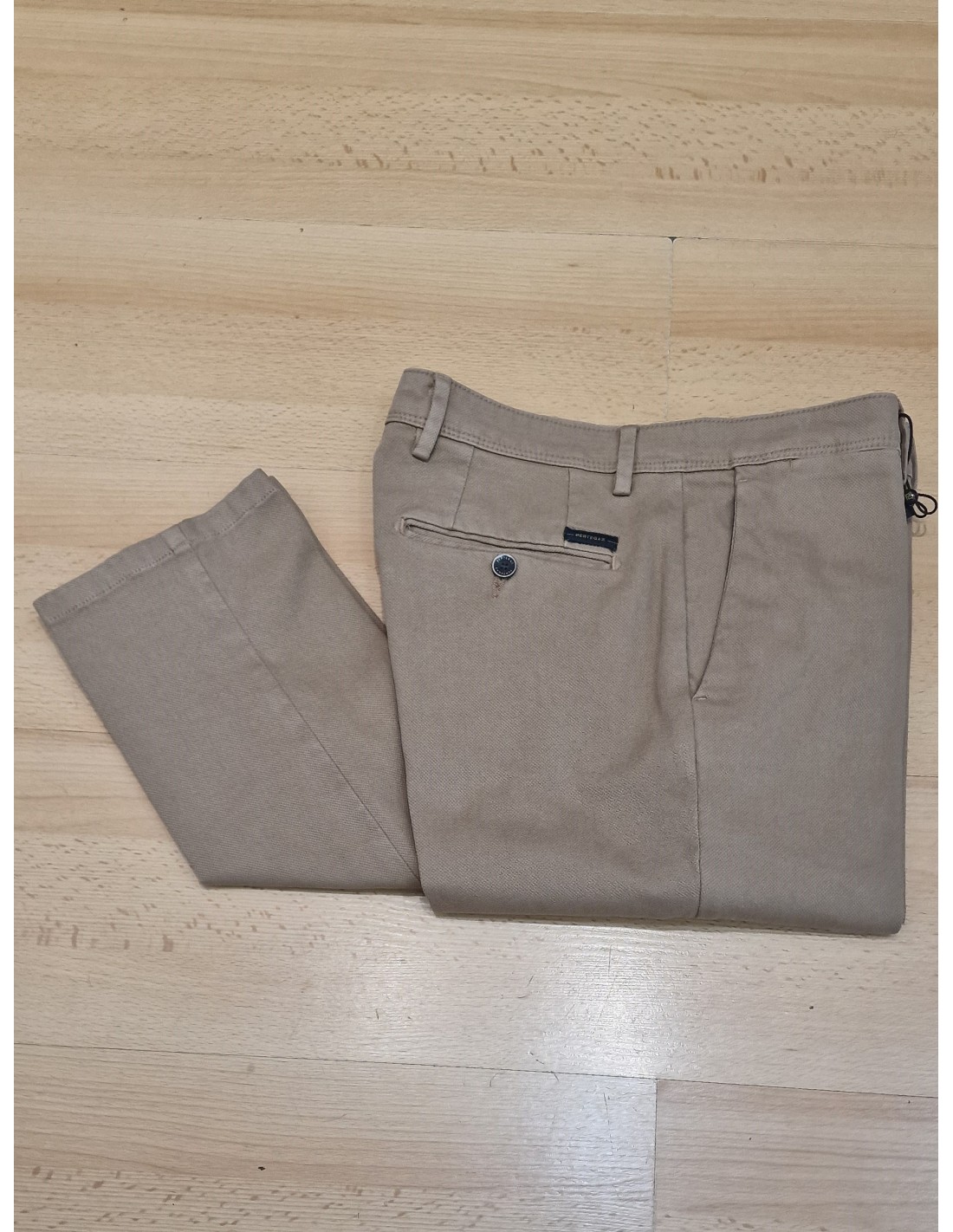 Pantalon Pertegaz Chino Beig Piqu pitillo suave marca vertir